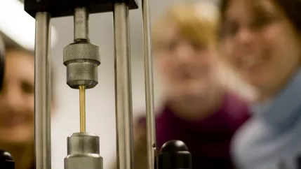 071017_fh_werkstoffkunde_17.jpg(DE)