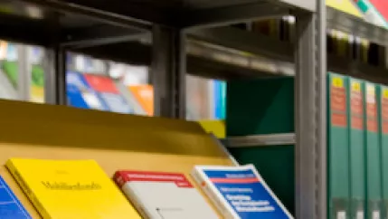 071022_bibliothek_pan_15.jpg (DE)