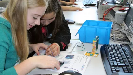 2014_fbinf_girlsday_45.jpg(DE)