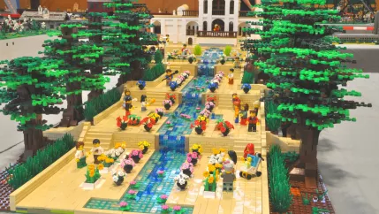 Lego Ausstellung ABSolut Steinchen persischer Garten Park 2022 Foto Stefan Vorst.jpg