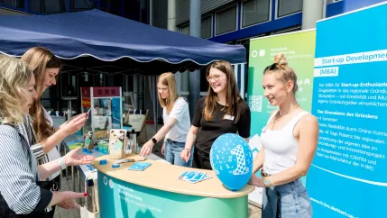CENTIM start-up manufaktur und development stand beratung campus sta 20220503 foto eric lichtenscheidt 01 fs22.jpg