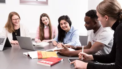 Lernen in der Bibliothek