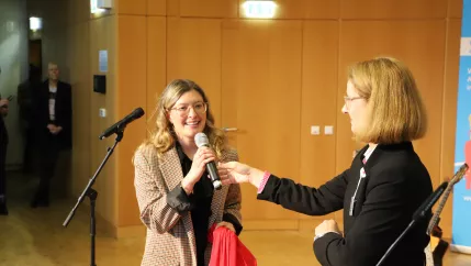 Preisverleihung an Dana Löchel