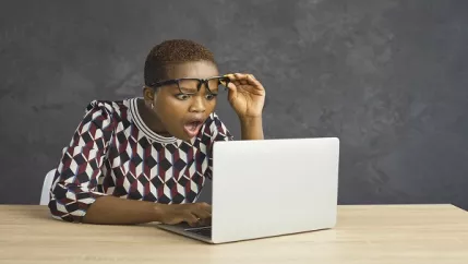 Laptop_Relaunch_COLOURBOX52293354