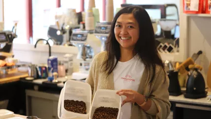 kissia praesentiert bohnen im meramanis cafe koeln 20230201 foto juri kuestenmacher 07.JPG