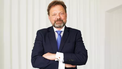 Dr. Philipp Ackermann