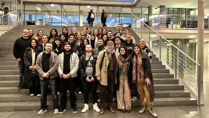 Gruppenfoto Berlin Exkursion Reichstag Haarkötter