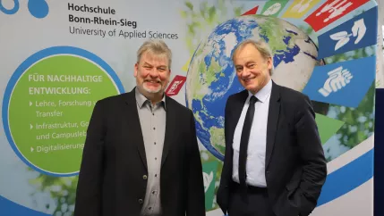Honorarprofessor Markus Loewe und Hartmut Ihne bei Ernennung