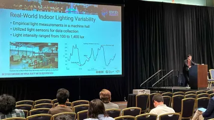 IEEE VR 2024, Orlando, USA - Dr. Alexander Marquardt präsentiert sein Paper