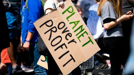Unsplash_Planet_over_Profit