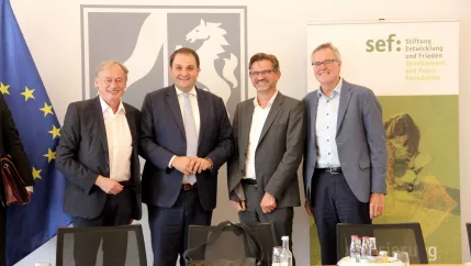 Hochschulpräsident Hartmut Ihne ist in das Kuratorium der Stiftung Entwicklung und Frieden  berufen worden. Foto sef