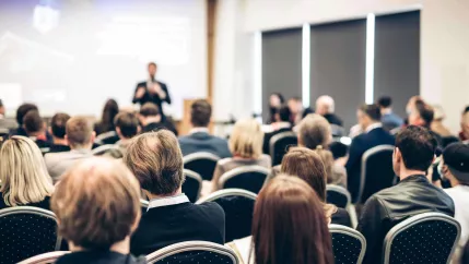 Bild eines Konferenzvortrags, Colourbox 55086024