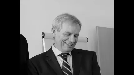 Portraet Peter Kusch sw Nachruf Foto H-BRS