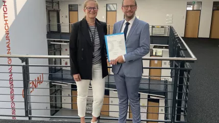 20250814 Ernennung Professor Markus Winterberg Präsidentin Marion Halfmann Foto dg