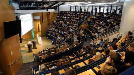 H-BRS-Willkommen-WS2026-27-Hörsaal