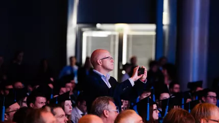 absolventenfeier_20161022_foto_nathan_dreessen_177.jpg (DE)