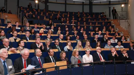 eroeffnung_akademisches_jahr_20150921_foto_e._tritschler_img_7690.jpg (DE)