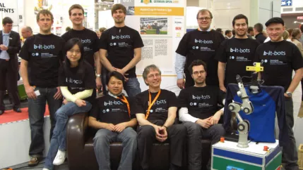 b-it-bots-team_gr_7477.jpeg (DE)