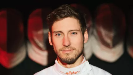 hartung-max_saebel_portraet_foto_sebastian_kortmann_1.jpg (DE)