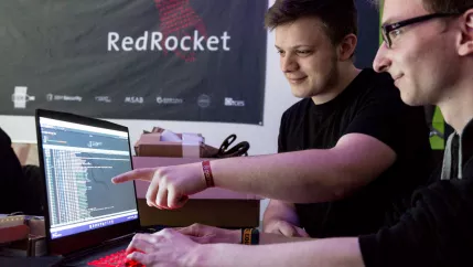 informatik_team_redrocket_20220426_foto_eric_lichtenscheidt_02_fs22.jpg (DE)