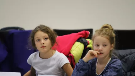 kinderuni_mockenhaupt_fernrohr_20200213_foto_juri_kuestenmacher_21.jpg (DE)