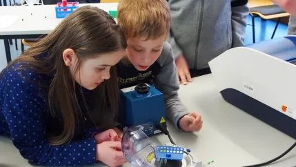 kinderuni_rhb_zahlen_jaeger_20190221_foto_b._wieners-horst_02.jpg (DE)