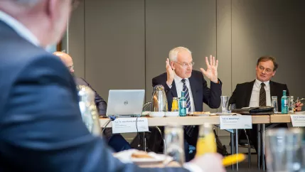 hafm_13_braun_ihne_talkrunde_foto_m._schoenfelder.jpg (DE)