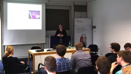 20180410_fbinf_bsi_exkursion_img_6353.jpg (DE)