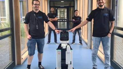 20210628_robocup_b-it_bots_home_liga_foto_deebul_nair.jpg (DE)