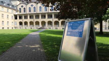 220502_start_lehrbetrieb_in_den_raeumen_der_steyler_missionare_foto_martin_schulz.jpg (DE)