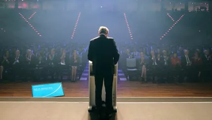 absolventenfeier_festakt_201901026_foto_nathan_dreessen_teasercut.jpg (DE)