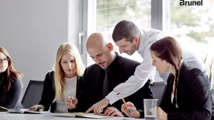 Karrieresommer2017_brunel_0709_mit_logo.jpg (DE)