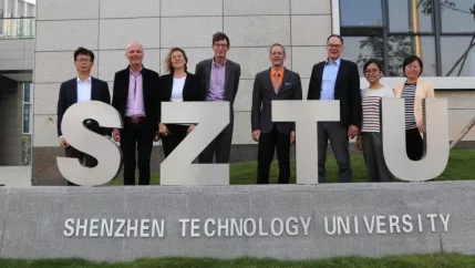 chinareise2019_teasercut_gastgeber-mit-delegation_3080.jpg (DE)