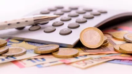 Finanzierung colourbox 30886987