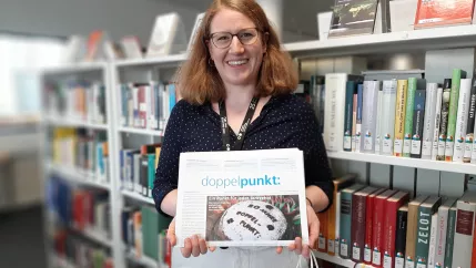 doppelpunkt_sose_2021_in_der_bibliothek_erhaeltlich_bei_anna_nick_foto_martin_schulz_.jpg (DE)