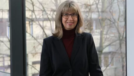 fischer-angela_01-2019_foto_eva_tritschler_3622.jpg (DE)