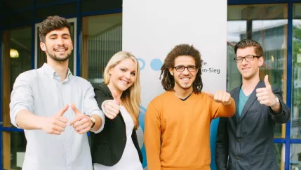 gesichter_des_unternehmenstages_2015_titelbild_2014_foto_r._loschitz.jpg (DE)