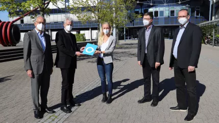 promostip21_liessem-stiftung_profs_braun-jennifer_foto_luedtkehandjery.jpg (DE)