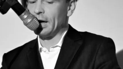 vorgebirgsliterat_florian_kalff_foto_gerd_engel_sw.jpg (DE)