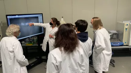 schnupperstudium_bio_8.jpg (DE)