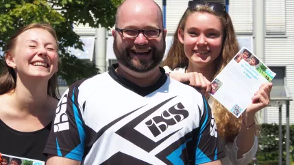 spendenaktion_nepal_fachschaft_wirtschaft_freude_campu_sta_foto_j._kuestenmacher.jpg(DE)