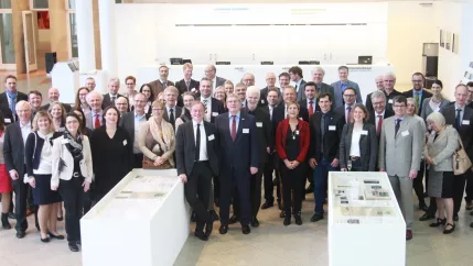 praesidinner_foto_eva_tritschler_2017-03-13_5394_teasercut.jpg (DE)