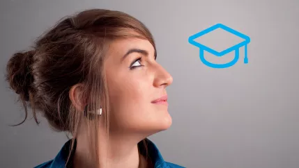 studentin_profil_fuer_deutschlandstipendium_2019_teasercut.jpg (DE)