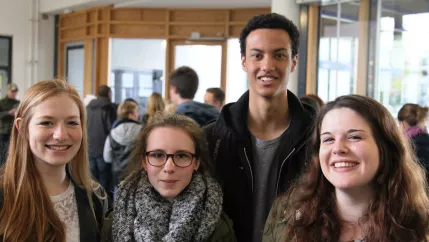 studieninformationstag_sta_20160423_foto_j._kuestenmacher_img_9592_teasercut.jpg (DE)