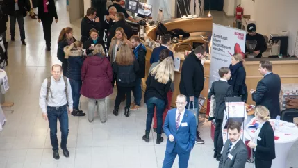 u-tag_unplugged_72_eva_tritschler_20170111_4821.jpg (DE)