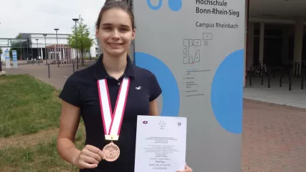 warling-jenny_bronze_studwm-karate_2018_foto_privat.jpg (DE)