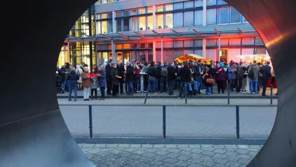 weihnachtscampus_sta_20151203_foto_y._weber_pc030247_teasercut.jpg (DE)