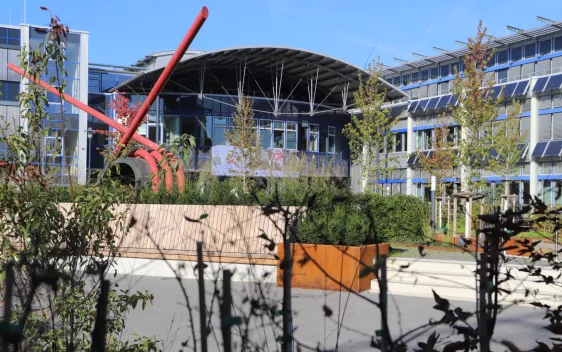 2025-10-02 Campus Umgestaltung Vorplatz Sank Augustin_Foto Martin Schulz