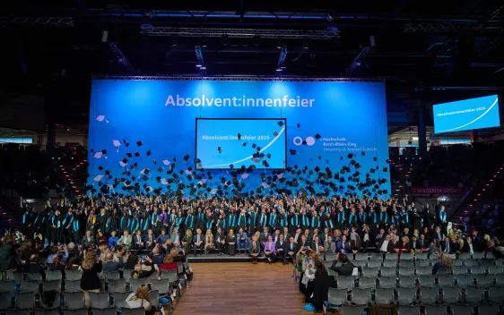 20261024 Absolvent_innenfeier Hütewerfen Foto Nathan Dreessen