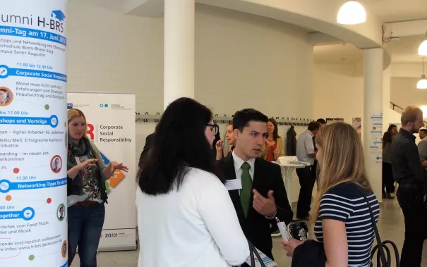 09_alumni-tag-2016_yw_csr-dialogcafe.jpg (DE)
